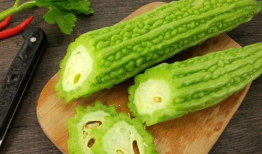 17ccc吃瓜爆料免费吃,免费畅享瓜界盛宴！